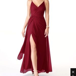 Azazie Evalin floor length Burgundy Bridesmaid dress Size 6A